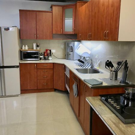Mevaser - Christian Hostel Rishon Leziyyon Ngoại thất bức ảnh