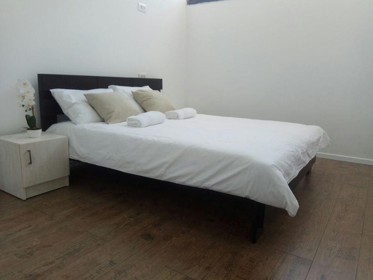 Mevaser - Christian Hostel Rishon Leziyyon Ngoại thất bức ảnh