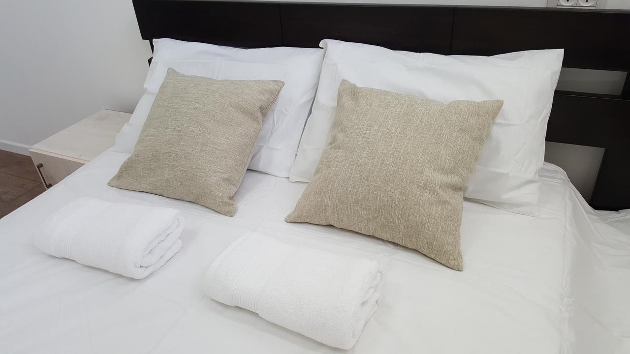 Mevaser - Christian Hostel Rishon Leziyyon Ngoại thất bức ảnh