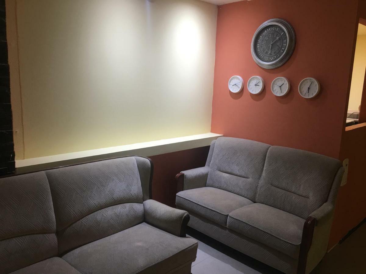 Mevaser - Christian Hostel Rishon Leziyyon Ngoại thất bức ảnh